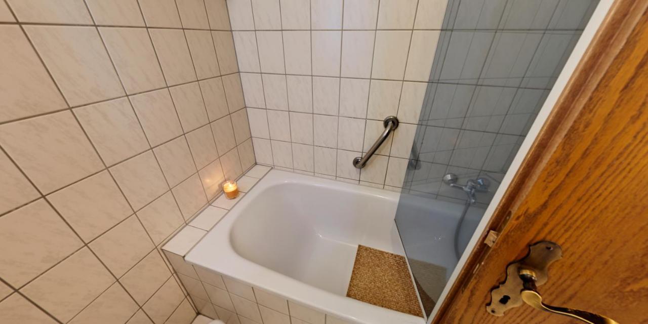 Ferienwohnung Seeblick Schalkenmehren Ngoại thất bức ảnh